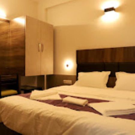 Lotus Lodge Kalmath Kankavali Ngoại thất bức ảnh